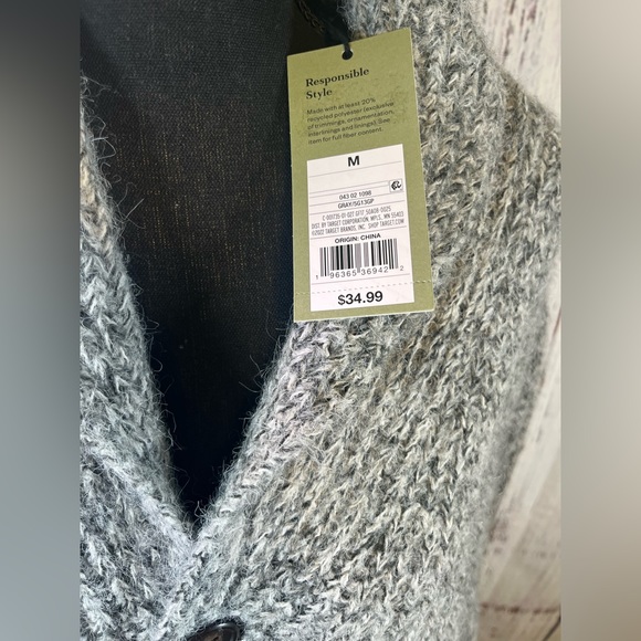 NWT Women's Knitted Sweater - Picture 5 of 6